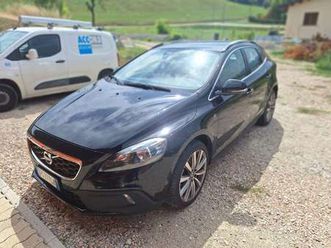 v40 cross country 2.0 d2 business