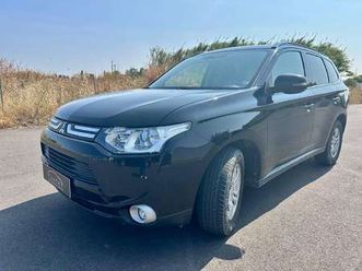 mitsubishi outlander 2.2 di-d clear tec intense