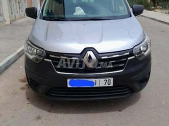 renault ⁵exspres modél 2022 2éme man