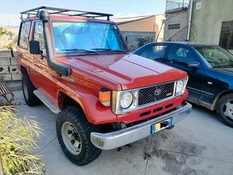 toyota bj 70 lx vettura