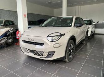 600 (2023-->) 600 hybrid 110 cv dct mhev icon