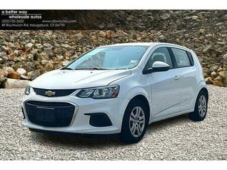2020 chevrolet sonic fwd hatchback 1fl 5-door