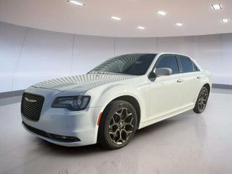 2016 chrysler 300 awd, 300s, 4 portes, berline v6 3.6l, style classi