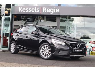 volvo v40 cross country 1.5 t3 luxury h&k pano keyless stoelverwarming camera dab