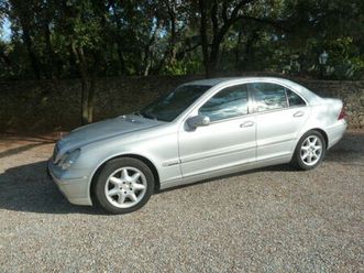 auto moto / voiture d'occasion