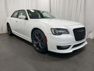 chrysler 300 2022 touring l rwd navigation cam