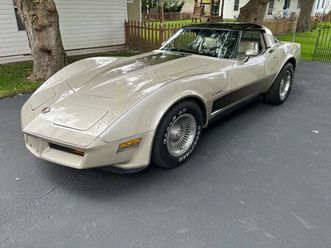 1982 chevrolet corvette