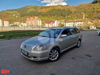 toyota avensis 2.0 d-4d navigacija reg: 07/2026 izuzetna zamjena