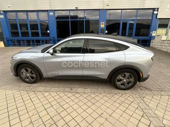 ford mustang mache bateria 98.8kwh