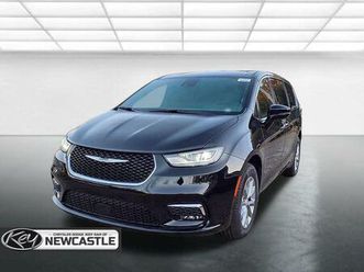 new 2026 chrysler pacifica select