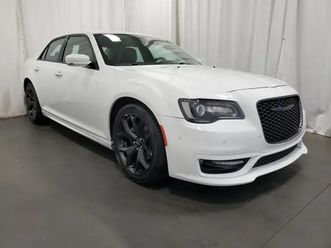 2022 chrysler 300 touring l rwd navigation caméra de recul démar