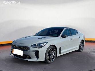 kia stinger gt 3.3 t-gdi 4wd+gsd+navi+acc+