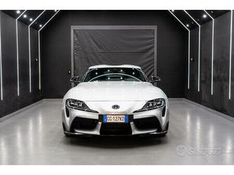 toyota supra gr 2.0 258cv (grigio tungsten silver)