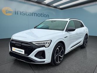 audi q8 e-tron 55 s line 300 kw