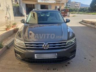 très belle vw tiguan dsg 7 motion neuf (6000 km)
