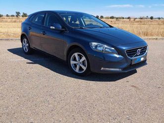 volvo v40 1.6 d2 kinetic