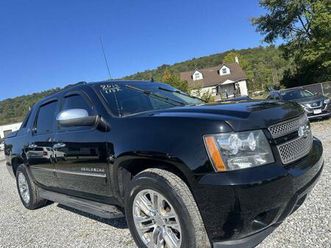 used 2013 chevrolet avalanche ltz