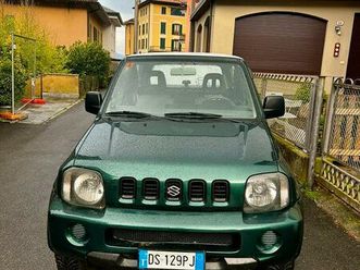 suzuki jimny cabrio con rimorchio coperto