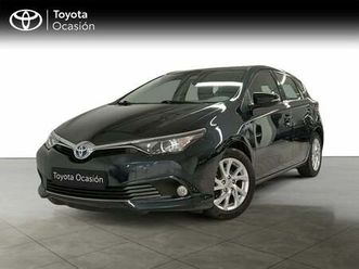 toyota auris hybrid advance