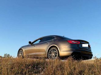 quattroporte 2017 3.0 v6 gransport sq4 410cv benz.