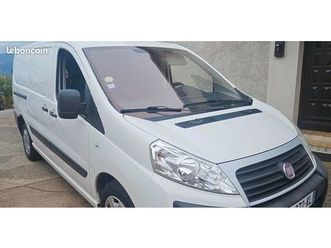 vends ou échange contre utilitaire plus petit