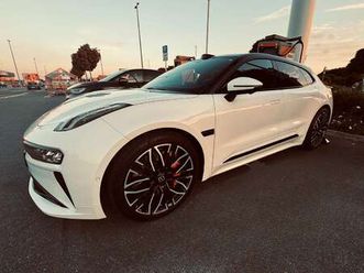 001 awd privilege facelift 2025 modell