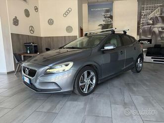 volvo v40 d2 geartronic r-design kinetic
