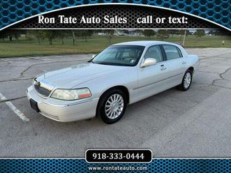 used 2004 lincoln town car ultimate