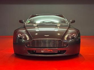 aston martin v8 vantage/4.7 v8 426ps/sportshift/coupé/deutsch