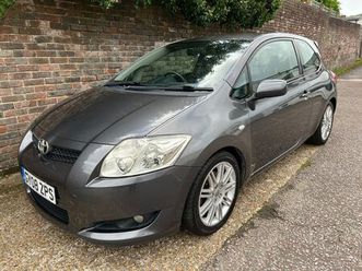 2008 toyota auris 2.0td sr 3d