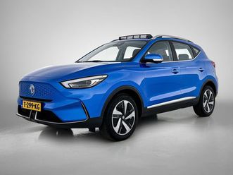 mg zs - ev long range luxury 70 kwh | leder | panoramadak | navi | 360 camera | apple carplay | le