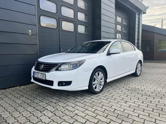 renault latitude 2.0 dci privilege szervizelt /...