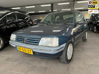 peugeot 205 - 1.4 génération 1-eigenaar elektrische pakket apk 11-09-2026