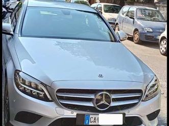 classe c-w205 2018 berlina d premium 4matic auto