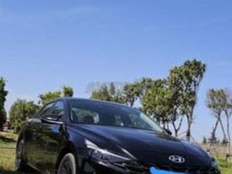 hyundai elantra 2022 09