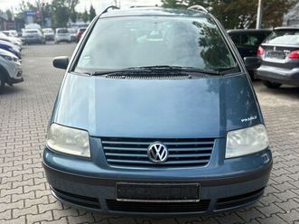 volkswagen sharan 2.0 family service gepflegt*ahk*tempomat*