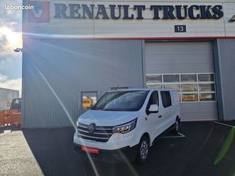 renault trafic cabine approfondie 6 places