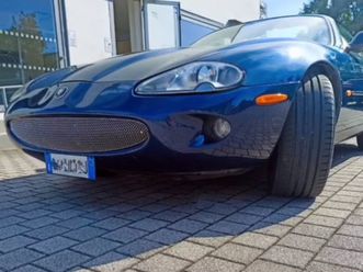 xk8/xkr (x100) xk8 4.0 convertibile