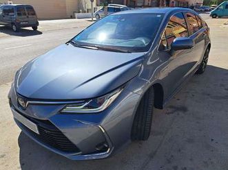 corolla sedán 125h advance