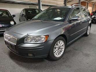 volvo v50 kombi 1.8 momentum tüv 11/26 anhängerkup