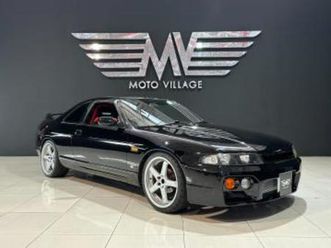r33 gt-st