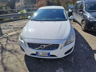 v60 i 2010 2.0 d4 ved (d3) summum geartronic
