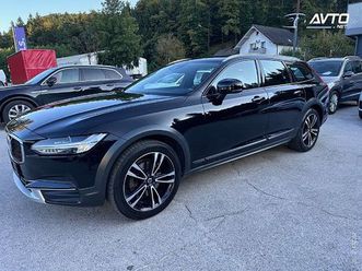 volvo v90 cross country d4 awd aut edition pro acc. led. usnje. navi. kam