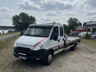 dépanneuse iveco daily 7t5