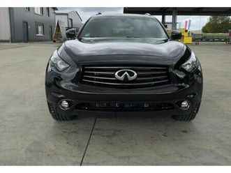 infiniti qx70 30d s, 8 fach neu bereift, ahk service neu