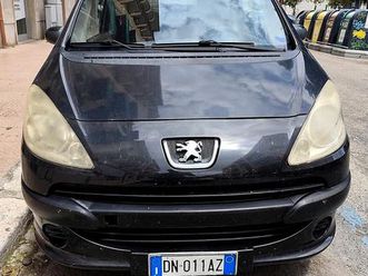 peugeot 1007 freddy