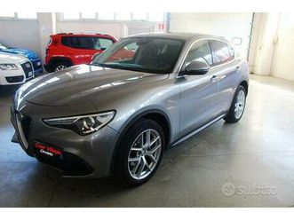 alfa romeo stelvio 2.0 turbo 280 cv at8 q4 fi...