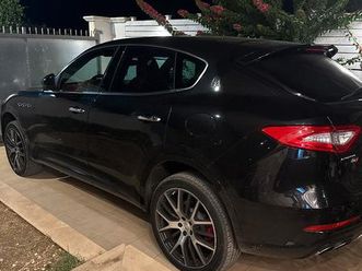 maserati levante q4 super accessoriata granlusso s