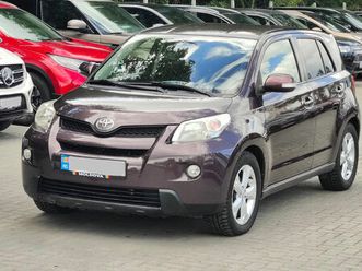 toyota urban cruiser an. 2010