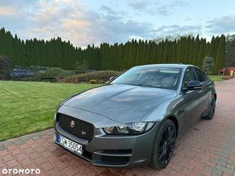 jaguar xe 2.0 d r-sport